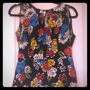 Banana republic sleeveless top
